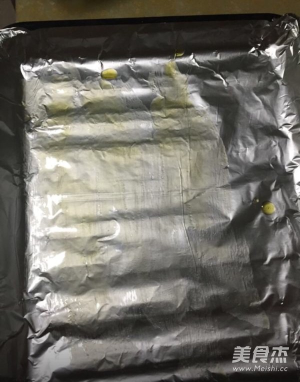 迷迭香烤小<a href=/shicai/shucai/TuDou/index.html target=_blank><u>土豆</u></a>的做法