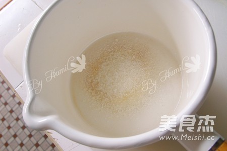 <a href=/shicai/guopin/YouZi/index.html target=_blank><u>柚子</u></a>皮糖的做法