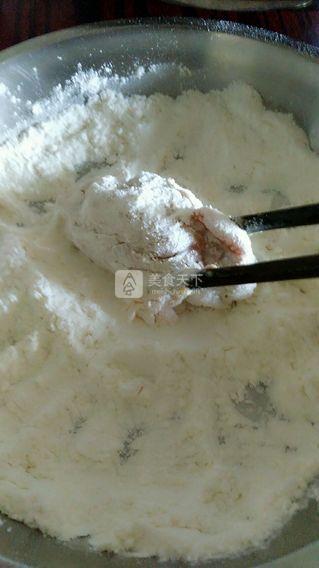 新奥尔良炸<a href=/shicai/rouqin/JiChi/index.html target=_blank><u>鸡翅</u></a>