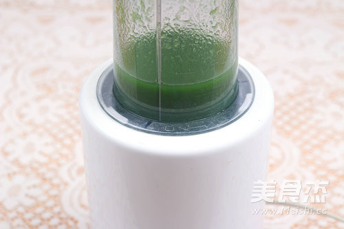 仙人掌餐盘画的做法