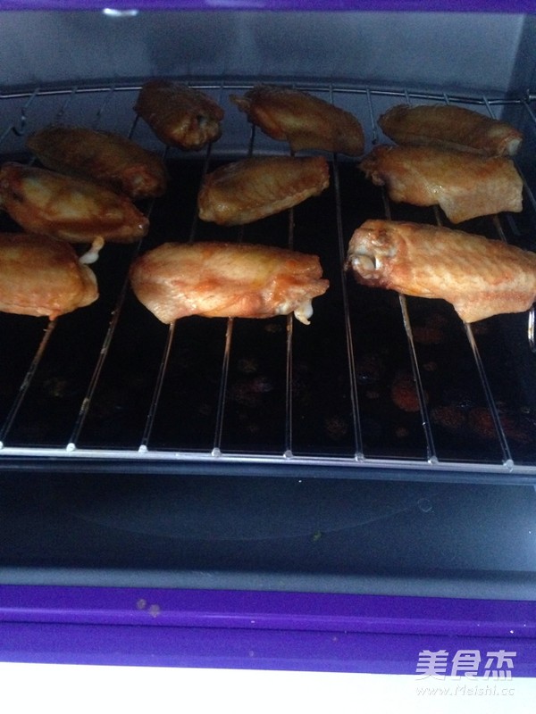 奥尔良<a href=/shicai/rouqin/JiChi/index.html target=_blank><u>鸡翅</u></a>的做法