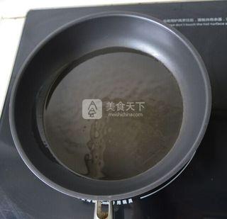 鸡蓉<a href=/shicai/shuichanpin/ZiCai/index.html target=_blank><u>紫菜</u></a>卷