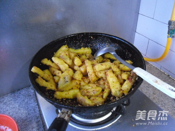 蒜香<a href=/shicai/shucai/XingBaoGu/index.html target=_blank><u><a href=/shicai/guopin/Xing/index.html target=_blank><u>杏</u></a>鲍菇</u></a>的做法