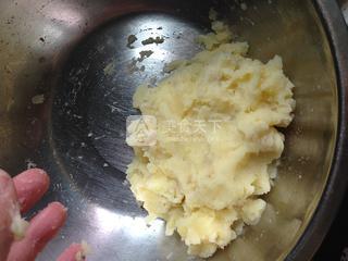 <a href=/shicai/shucai/TuDou/index.html target=_blank><u>土豆</u></a>泥