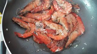 茄汁<a href=/shicai/shuichanpin/MingXia/index.html target=_blank><u>明虾</u></a>