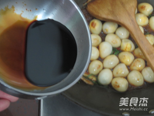 红烧<a href=/shicai/rouqin/AnChun/index.html target=_blank><u>鹌鹑</u></a>蛋的做法