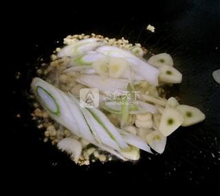 乱炖大<a href=/shicai/shucai/BaiCai/index.html target=_blank><u>白菜</u></a>