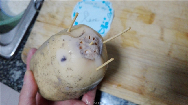 <a href=/shicai/shucai/GuiHua/index.html target=_blank><u>桂花</u></a><a href=/shicai/mimian/NuoMi/index.html target=_blank><u>糯米</u></a><a href=/shicai/shucai/Ou/index.html target=_blank><u>藕</u></a>的做法