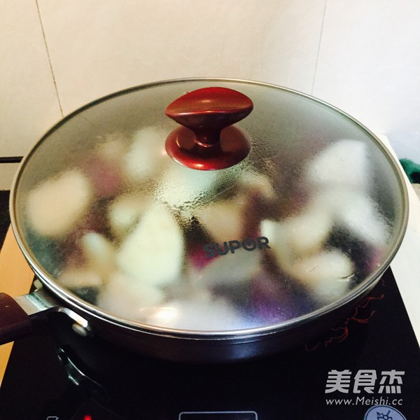 肉片<a href=/shicai/shucai/QieZi/index.html target=_blank><u>茄子</u></a>的做法