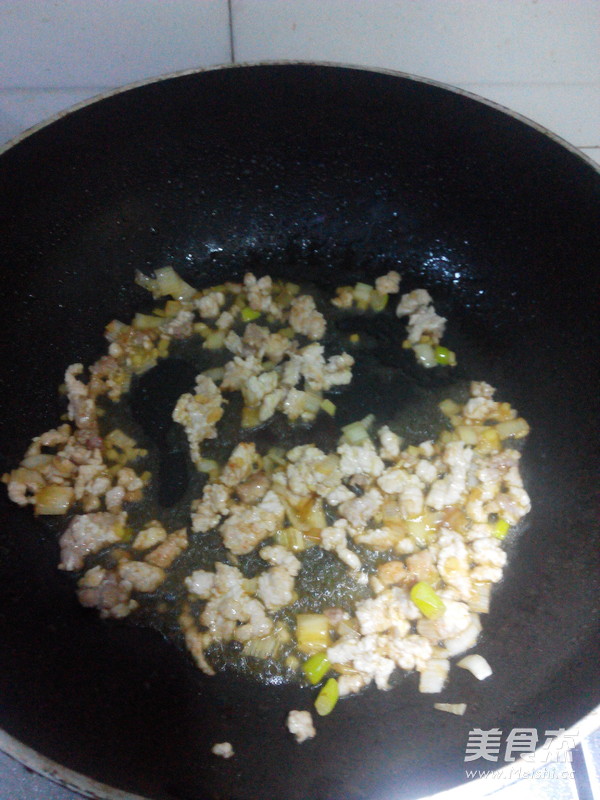 肉末<a href=/shicai/mimian/DouFu/index.html target=_blank><u>豆腐</u></a>的做法