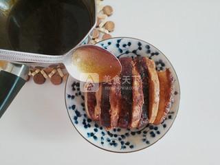 <a href=/shicai/shucai/XiangYu/index.html target=_blank><u>香芋</u></a>扣肉