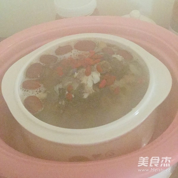 川弓天麻炖<a href=/shicai/shuichanpin/YuYuTou/index.html target=_blank><u>鱼头</u></a>的做法