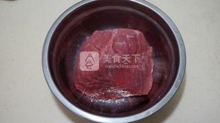 干煸<a href=/shicai/rouqin/NiuRou/index.html target=_blank><u>牛肉</u></a>丝