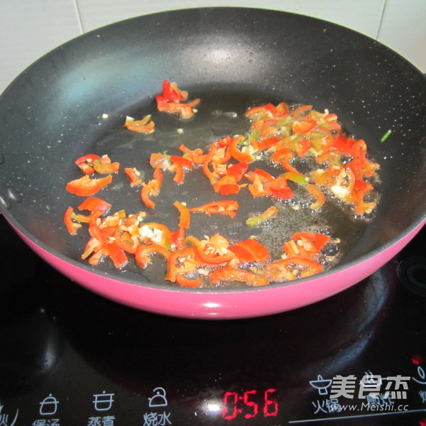 肉末煎<a href=/shicai/shucai/DongGua/index.html target=_blank><u>冬瓜</u></a>的做法