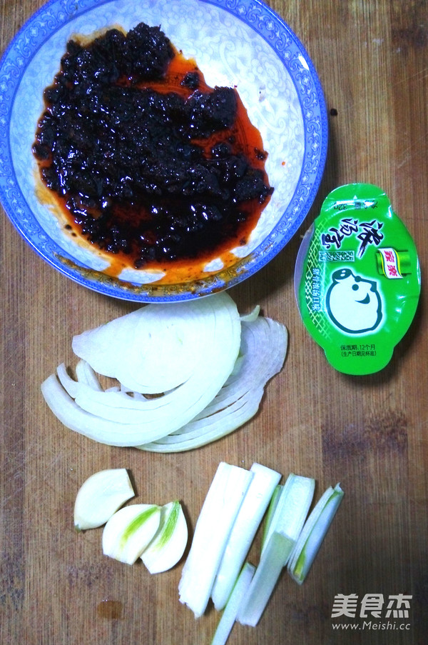 麻辣红油火锅的做法