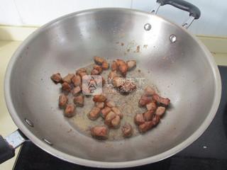 糖<a href=/shicai/diaoweipin/Cu/index.html target=_blank><u>醋</u></a><a href=/shicai/shucai/LianOu/index.html target=_blank><u>莲<a href=/shicai/shucai/Ou/index.html target=_blank><u>藕</u></a></u></a>肉丁