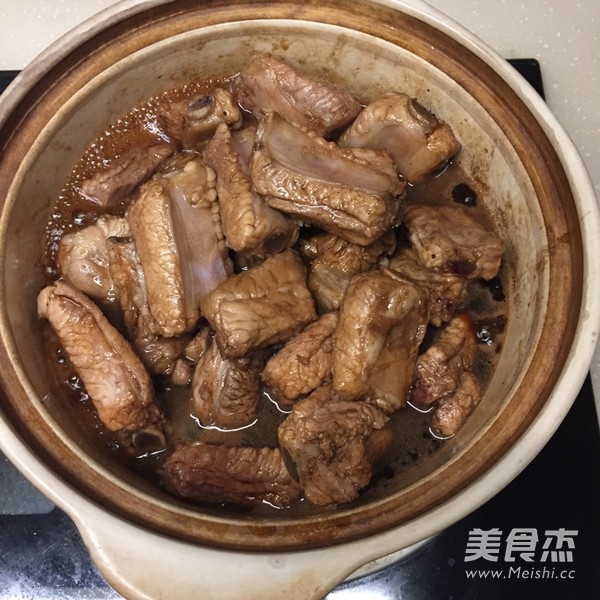 糖<a href=/shicai/diaoweipin/Cu/index.html target=_blank><u>醋</u></a><a href=/shicai/rouqin/PaiGu/index.html target=_blank><u>排骨</u></a>的做法