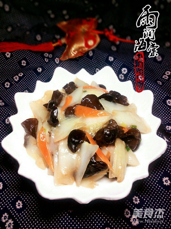 <a href=/shicai/diaoweipin/Cu/index.html target=_blank><u>醋</u></a>溜<a href=/shicai/shucai/BaiCai/index.html target=_blank><u>白菜</u></a>片的做法