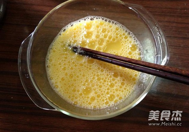 滑蛋<a href=/shicai/mimian/DouFu/index.html target=_blank><u>豆腐</u></a>的做法