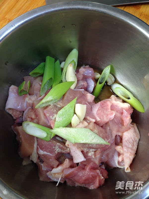 酱爆鸡丁的做法