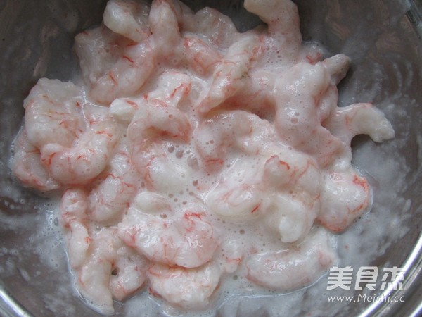 脆嫩鲜辣虾仁的做法
