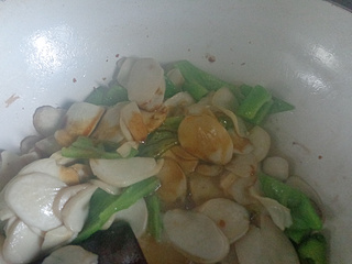 <a href=/shicai/shucai/QingJiao/index.html target=_blank><u>青椒</u></a><a href=/shicai/shucai/XingBaoGu/index.html target=_blank><u><a href=/shicai/guopin/Xing/index.html target=_blank><u>杏</u></a>鲍菇</u></a>