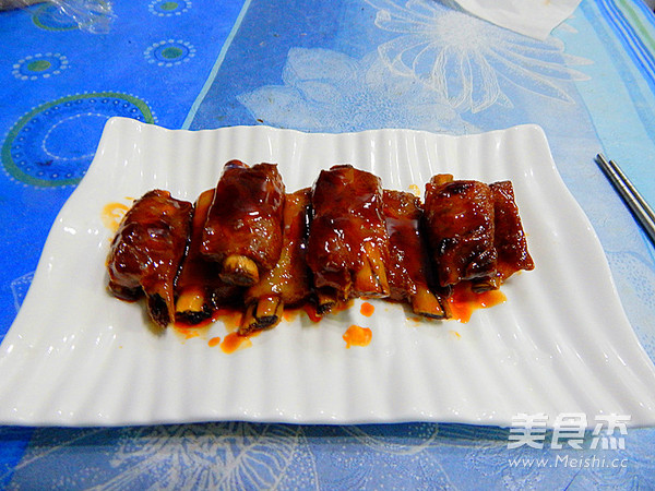 酸甜<a href=/shicai/rouqin/PaiGu/index.html target=_blank><u>排骨</u></a>的做法