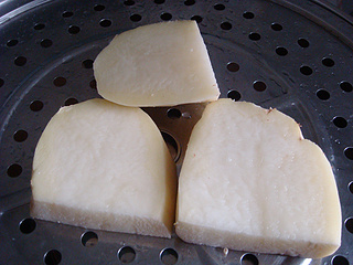 <a href=/shicai/diaoweipin/FanQieJiang/index.html target=_blank><u>番茄酱</u></a><a href=/shicai/shucai/TuDou/index.html target=_blank><u>土豆</u></a>泥