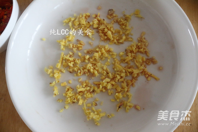 剁椒<a href=/shicai/shuichanpin/YuYuTou/index.html target=_blank><u>鱼头</u></a>的做法