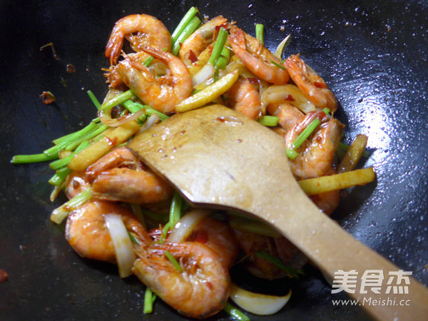 干锅鲜虾的做法
