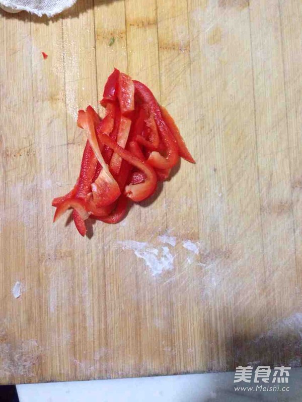 干煸<a href=/shicai/shucai/XingBaoGu/index.html target=_blank><u><a href=/shicai/guopin/Xing/index.html target=_blank><u>杏</u></a>鲍菇</u></a>的做法