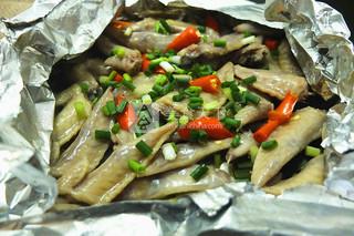 锡纸盐焗鸡<a href=/shicai/rouqin/ChiJian/index.html target=_blank><u>翅尖</u></a>