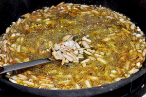 海鲜菌香臊子步骤2