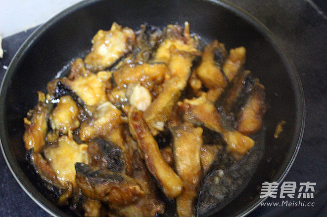 <a href=/shicai/guopin/ZhiMa/index.html target=_blank><u>芝麻</u></a>五香鱼块的做法