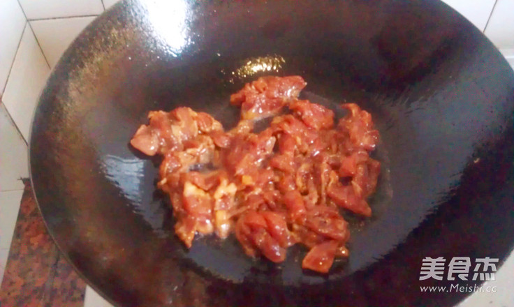 芹香油<a href=/shicai/mimian/DouFu/index.html target=_blank><u>豆腐</u></a>的做法