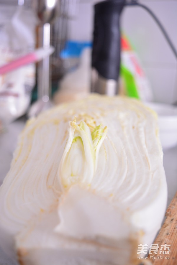 不用<a href=/shicai/mimian/NuoMiFen/index.html target=_blank><u>糯<a href=/shicai/mimian/MiFen/index.html target=_blank><u>米粉</u></a></u></a>的辣<a href=/shicai/shucai/BaiCai/index.html target=_blank><u>白菜</u></a>的做法