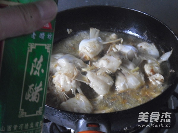 红烧巴沙<a href=/shicai/shuichanpin/YuChi/index.html target=_blank><u>鱼翅</u></a>的做法