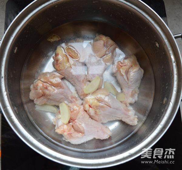 #香雪面粉#香酥小<a href=/shicai/rouqin/JiTui/index.html target=_blank><u>鸡腿</u></a>的做法