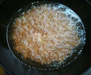 脆炸<a href=/shicai/guopin/HuaSheng/index.html target=_blank><u>花生</u></a>米