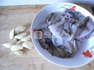 <a href=/shicai/shuichanpin/HaiTu/index.html target=_blank><u>海兔</u></a>蘸酱