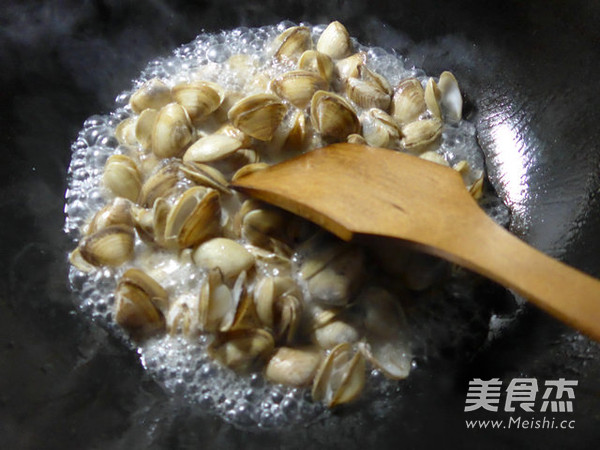 豉香梅蛤的做法