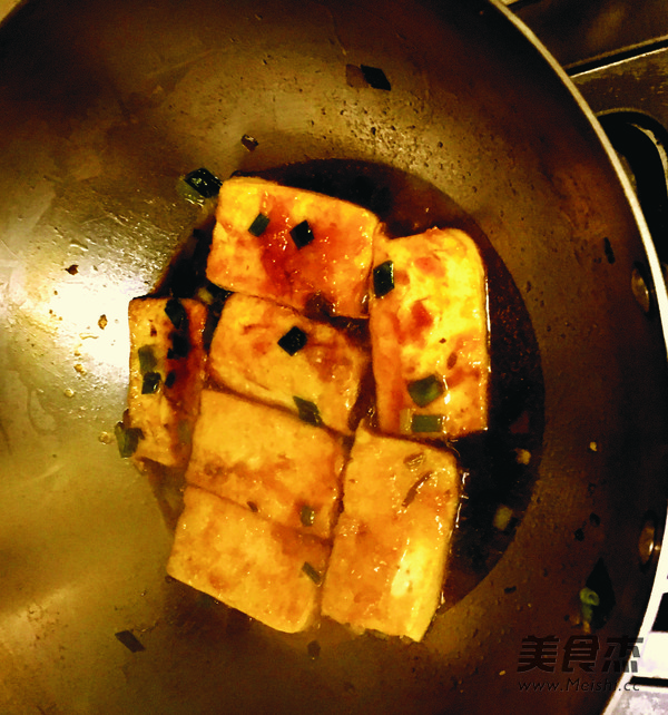 脆皮<a href=/shicai/mimian/DouFu/index.html target=_blank><u>豆腐</u></a>的做法