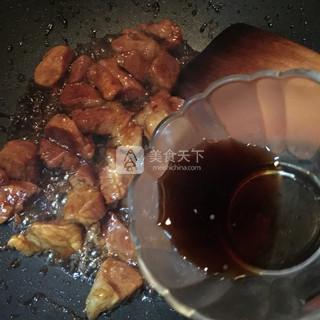 糖<a href=/shicai/diaoweipin/Cu/index.html target=_blank><u>醋</u></a>肉块