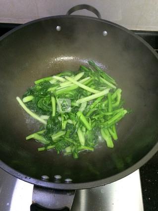 白<a href=/shicai/shucai/CaiXin/index.html target=_blank><u>菜心</u></a>