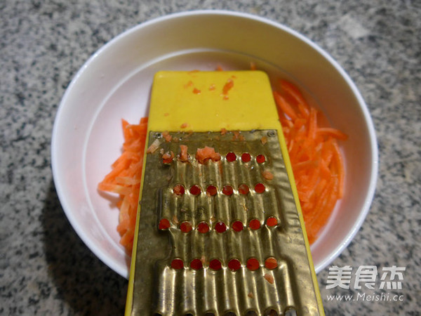 <a href=/shicai/rouqin/JiDan/index.html target=_blank><u>鸡蛋</u></a><a href=/shicai/shucai/HuLuoBo/index.html target=_blank><u>胡<a href=/shicai/shucai/LuoBo/index.html target=_blank><u>萝卜</u></a></u></a>蒸肉末的做法