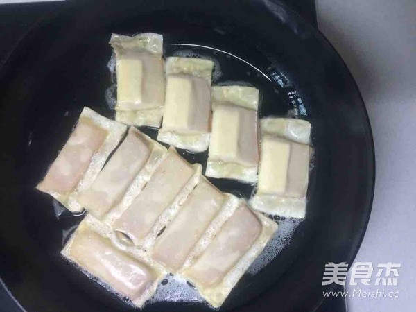 脆皮<a href=/shicai/mimian/NianGao/index.html target=_blank><u>年糕</u></a>的做法