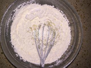 <a href=/shicai/guopin/CaoMei/index.html target=_blank><u>草莓</u></a>夏洛特