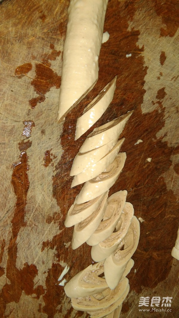 豆棍红烧<a href=/shicai/rouqin/YaZi/index.html target=_blank><u>鸭子</u></a>的做法