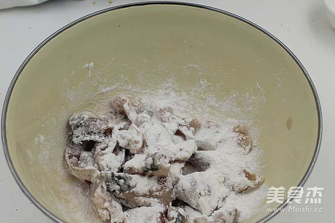 椒盐鱼片的做法