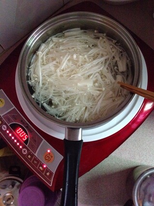 <a href=zt/lbjzg target=_blank><u>凉拌金针菇</u></a>